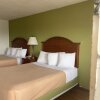 Отель Relax Inn & Suites, фото 3