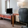 Отель Comfort Suites Grandville - Grand Rapids SW, фото 35