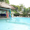 Отель RedDoorz Near Petitenget Beach, фото 10