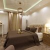 Отель Central Business Suites with Hot Jacuzzi, фото 11