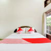 Отель OYO 3261 Hotel Ratu, фото 4