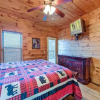 Отель Smokerise Lodge 5 Bedroom Home with Hot Tub, фото 14