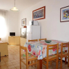Отель Excellent Location for a Flat With Shared Pool, фото 6