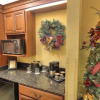 Отель The Inn at Christmas Place, фото 19