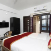 Отель OYO Rooms 170 Hotel Galaxy, фото 3