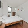 Отель Spacious Flat With Balcony Close to the River in Greenwich by Underthedoormat, фото 15