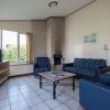 Отель Detached Bungalow, in a Holiday Park Within Walking Distance of the Beach, фото 3
