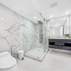 Отель Serene and Modern Apartment Centrally Located, фото 10