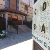 Отель Four Leaf Clover Apartments to Rent, фото 1