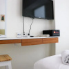 Отель Cozy Stay Studio At Osaka Riverview Pik 2 Apartment, фото 5