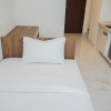 Отель Nice And Elegant Studio Apartment At Sky House Bsd, фото 2