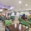 Отель Comfort Inn & Suites, фото 27
