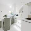 Отель White Stylish Apartment 3, фото 19