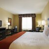 Отель Holiday Inn Express &Suites Snyder, an IHG Hotel, фото 3