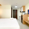 Отель Minimalist And Strategic Studio At Pollux Chadstone Apartment, фото 5