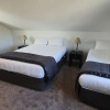 Отель The Moorings Motel and Apartments, фото 3