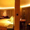 Отель Tianmu Lake Grand Metropark Hot Spring Hotel - Liyang, фото 1