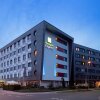 Отель Holiday Inn Express Bremen Airport, an IHG Hotel в Бремене