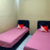 Отель OYO 90041 Hotel Sinar Lumayan Syariah, фото 11