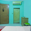 Отель OYO 92496 Faraas Homestay Syariah, фото 10