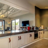 Отель Spacious Apartment With Pool in Camps Bay, фото 5