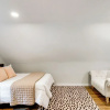 Отель Stylish 'crosby Cottage' - 1 Mi to Serpent Lake!, фото 11