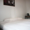 Отель College Lawn Hotel - Hostel, фото 13
