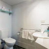 Отель Roomy & Light-filled Apartment, Central Location, фото 7