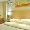 Отель City Comfort Inn Yulin Pedestrian Street, фото 2