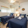 Отель USS Gulf Breeze Beach - Five Bedroom Home, фото 4