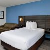 Отель SureStay Hotel by Best Western Virginia Beach Royal Clipper, фото 12