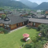Отель Suncheon Sagyejeol Haeoreum Hanok Pension, фото 2