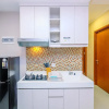 Отель Comfort And Cozy 2Br At Signature Park Grande Apartment, фото 3