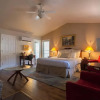 Отель Grass Valley Courtyard Suites, фото 5