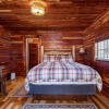 Отель Log Cabin Inn, фото 4