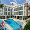 Отель Theluna City Hotel, фото 1