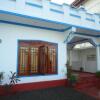 Отель Blue Moon Rest Inn в Тринкомали