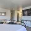Отель Chic Sun-soaked Townhome: 42 Mi to Zion Natl Park, фото 6