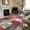 Отель Immaculate 1 Bed Apartment In Crieff, фото 12