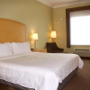 Отель Holiday Inn Express Hotel & Suites Vacaville, an IHG Hotel, фото 4
