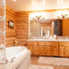Отель No. 27 Lakefront Lodge - 5 Br Home, фото 19