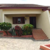 Отель Coconut Grove Miners Lodge в Обуаси