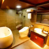 Отель New Dragon Gate Guest House, фото 8