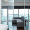 Отель The Ice Condos North Tower by Toronto Escape в Торонто