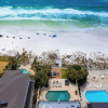 Отель Promenade by Avantstay Beach Front Mansion w/ Breathtaking Views & Pool!, фото 32
