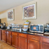 Отель Comfort Inn & Suites Cincinnati Eastgate, фото 23