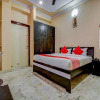 Отель OYO 15892 Friends Residency, фото 17