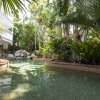 Отель Apartments at The White House Port Douglas, фото 17