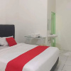 Отель OYO 1705 Lyfriska Residence Syariah, фото 5