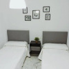 Отель Cozy 2 Bedroom Apartment. Parking Included., фото 1